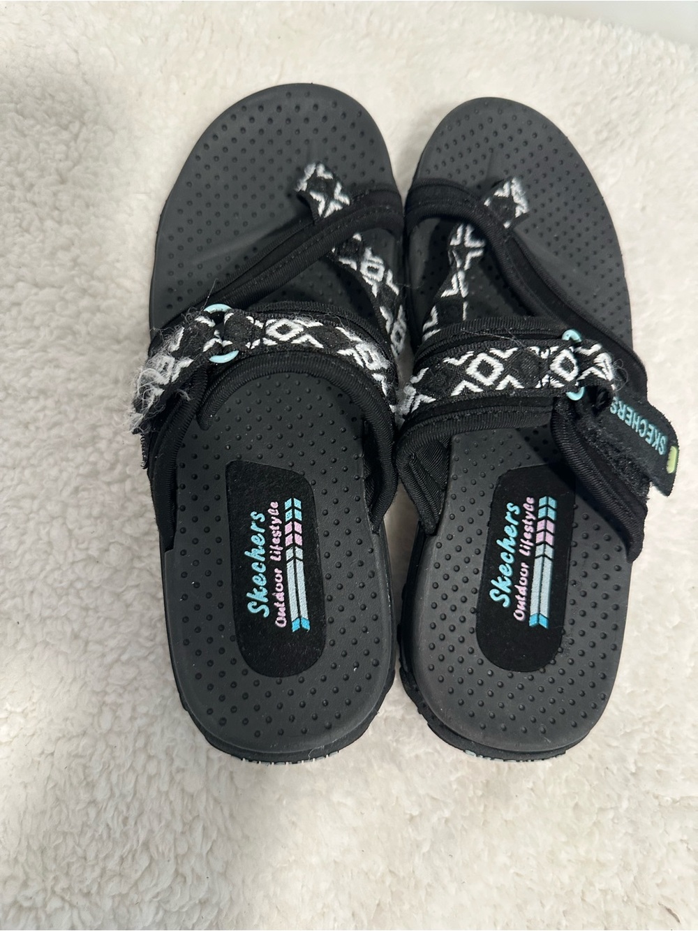 Skechers Black Patterned Hook-and-Loop Kids Sandals